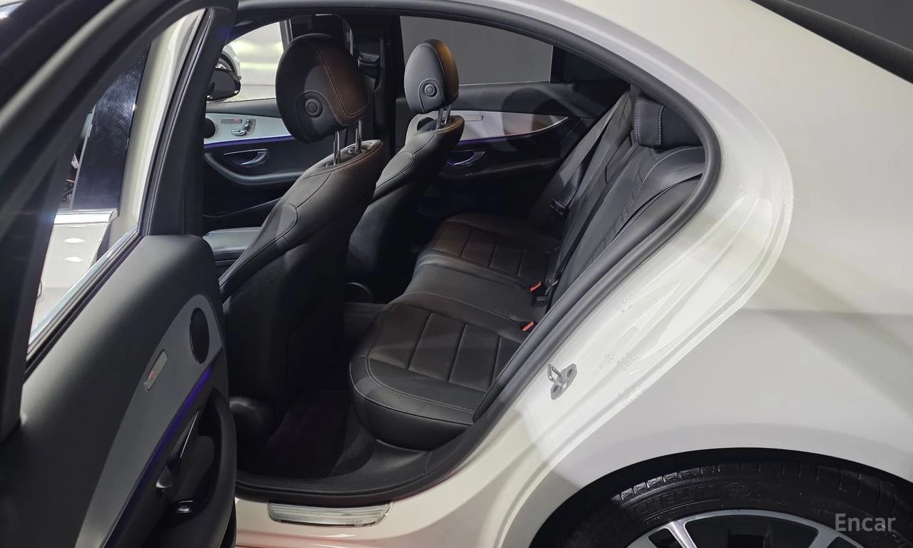 Mercedes-Benz E 250 AVANTGARDE* LANE* ASSIST* 360КАМЕРА* ПОДГРЕВ* , снимка 15 - Автомобили и джипове - 54658081