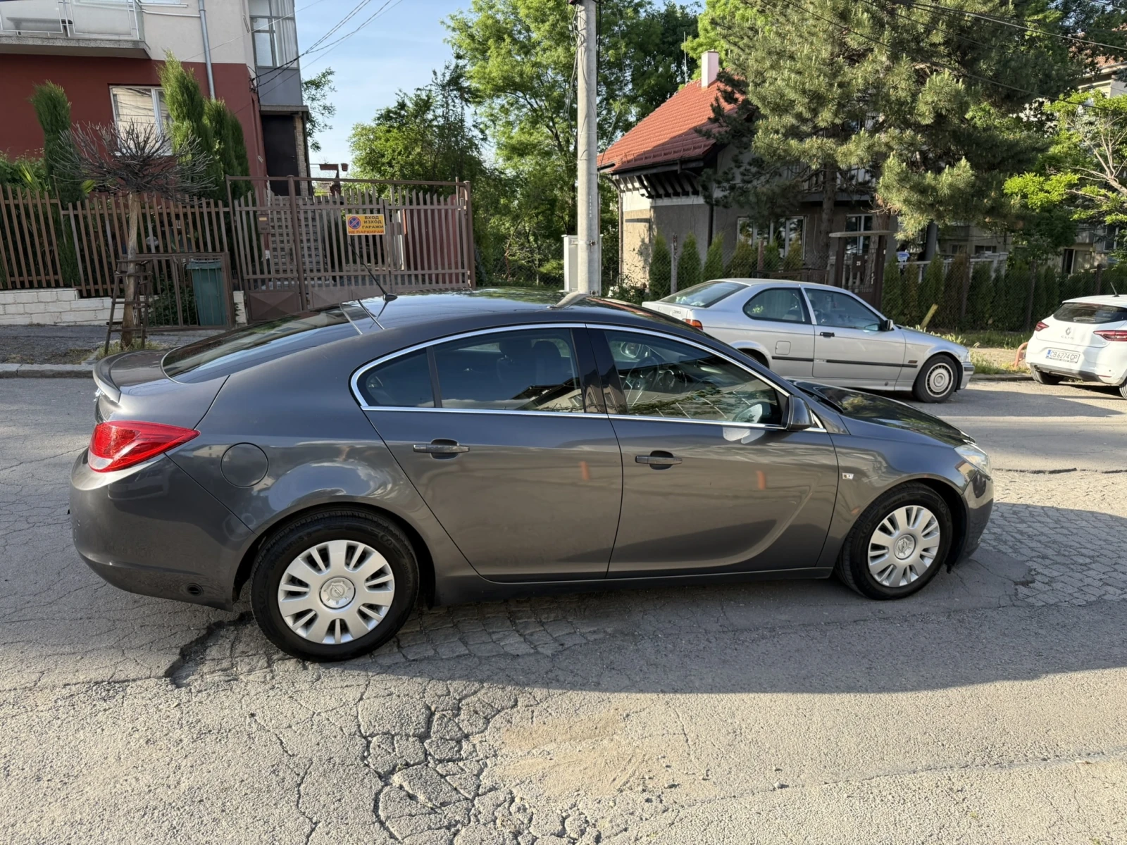 Opel Insignia 1.8 Газ/Бензин, снимка 7 - Автомобили и джипове - 54672810