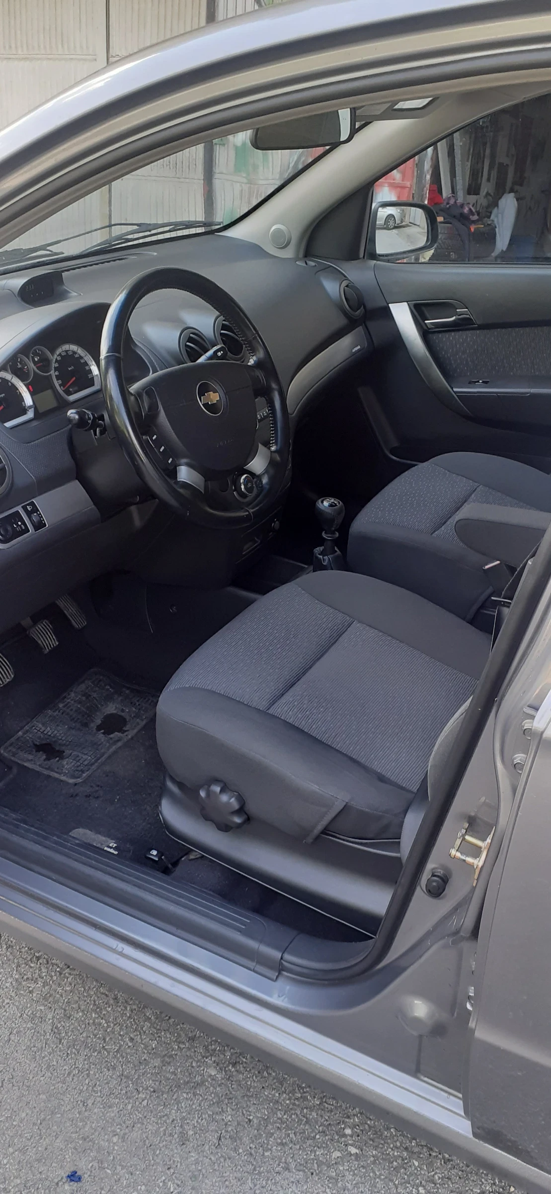 Chevrolet Aveo 1.4i 16v 94ks , снимка 10 - Автомобили и джипове - 54773147