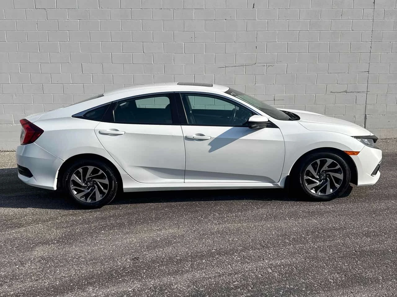 Honda Civic * EX * CARFAX * ЦЕНА ДО БГ, снимка 3 - Автомобили и джипове - 55262466
