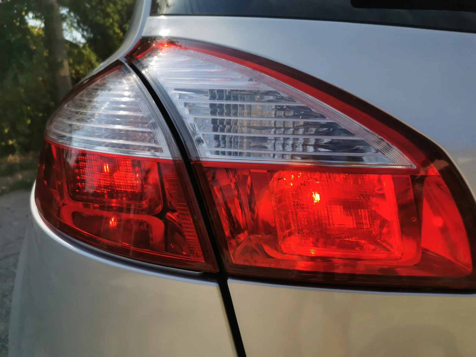 Renault Megane 1, 5 dCi, снимка 8 - Автомобили и джипове - 56017492