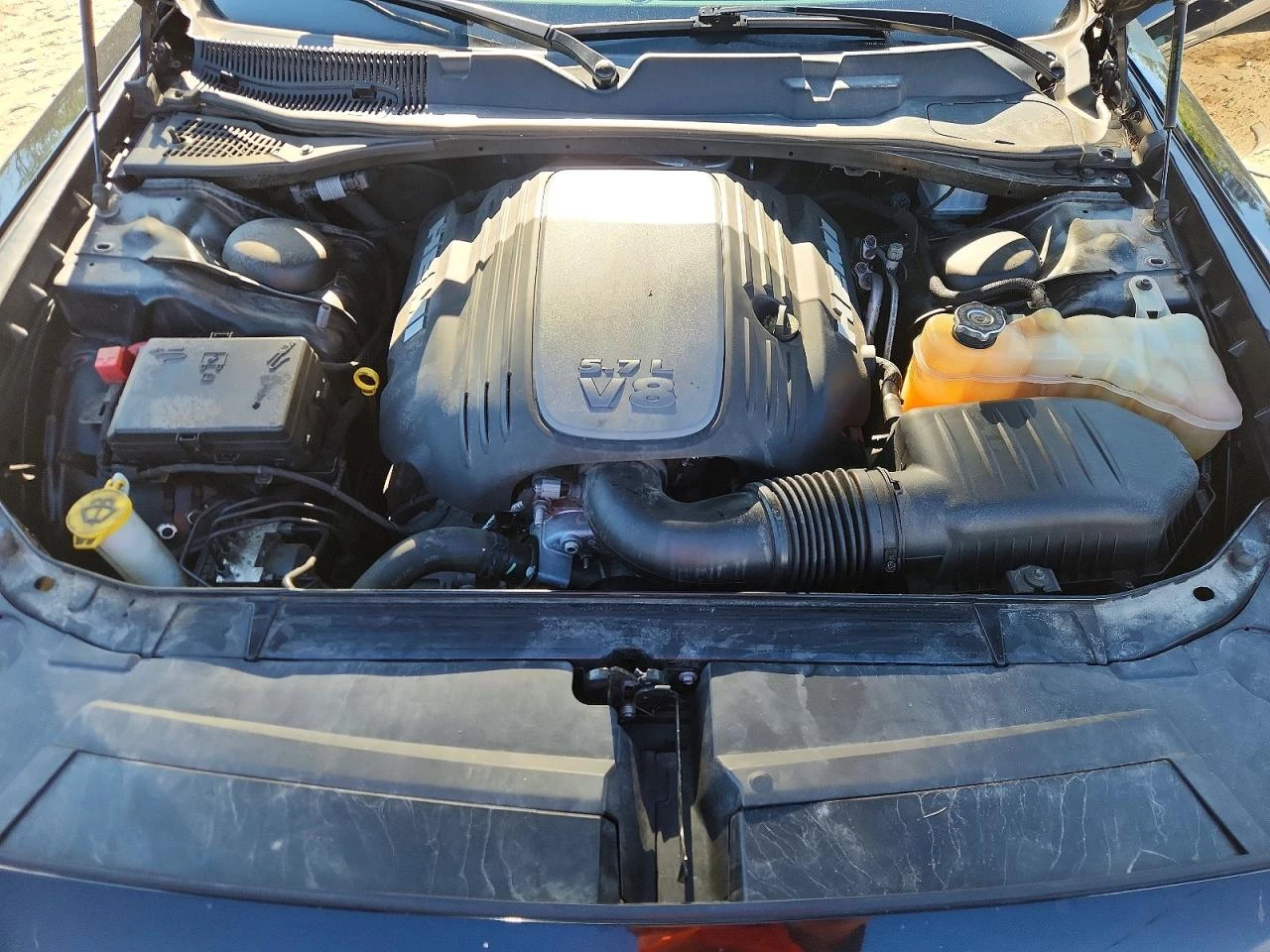 Dodge Challenger 5.7l R/T, снимка 11 - Автомобили и джипове - 56062991