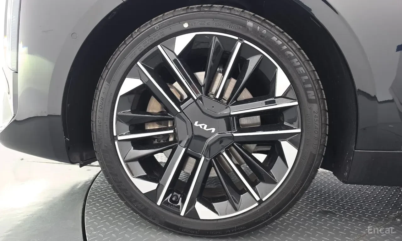Kia K7 2.5* NOBLESSE* ДИСТРОНИК* ОБДУХВАНЕ* 360КАМЕРА* , снимка 5 - Автомобили и джипове - 56128246
