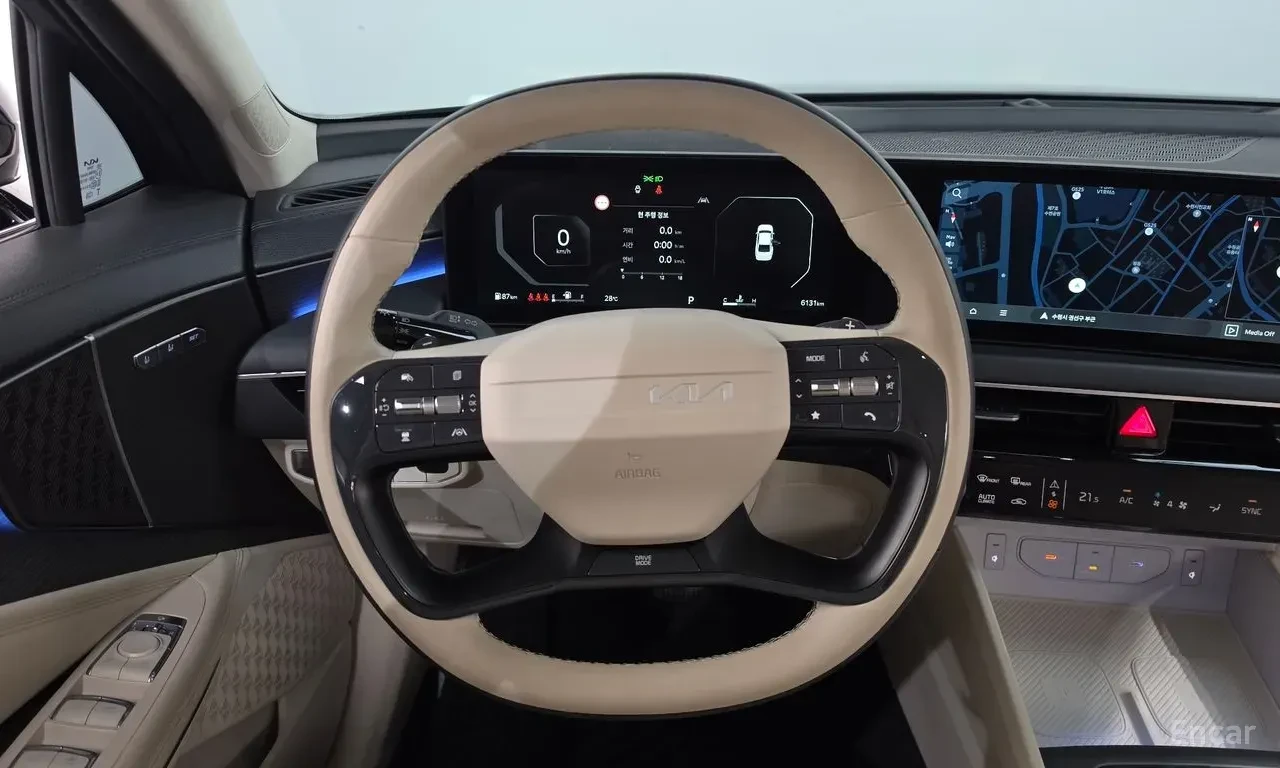 Kia K7 2.5* NOBLESSE* ДИСТРОНИК* ОБДУХВАНЕ* 360КАМЕРА* , снимка 8 - Автомобили и джипове - 56128246