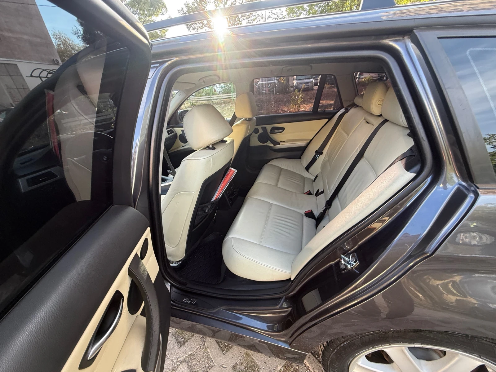 BMW 320 Обслужен- Fecelift Top 2008Г-6 СК, снимка 8 - Автомобили и джипове - 56344251