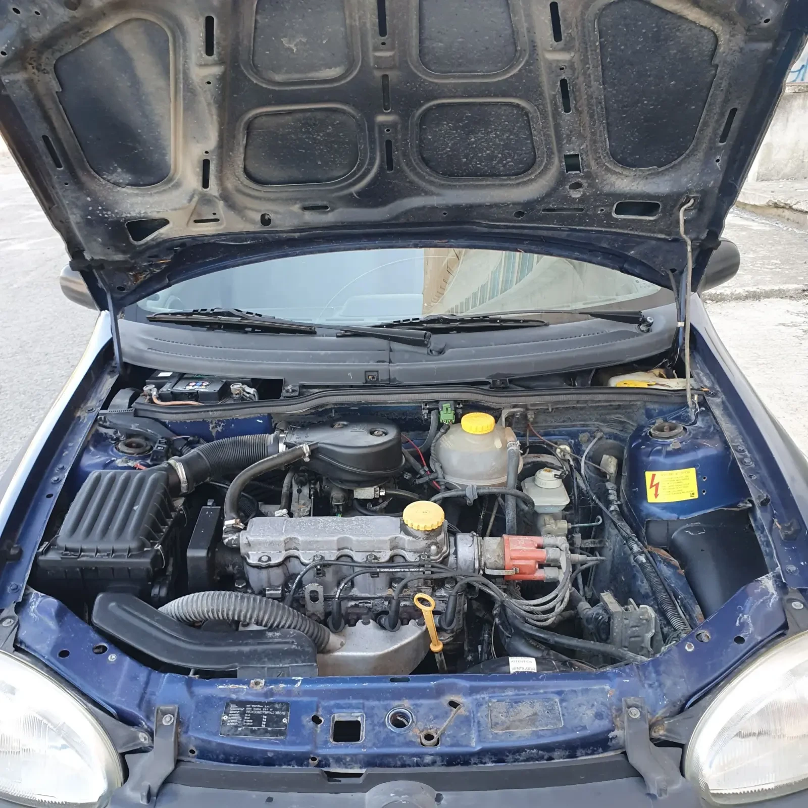 Opel Corsa 1.2i, снимка 13 - Автомобили и джипове - 56413744