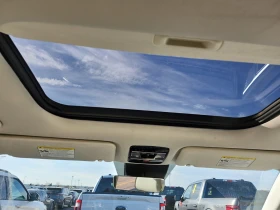 Hyundai Santa fe Ultimate Calligraphy AWD w/Beige Interior, снимка 9