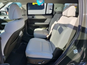 Hyundai Santa fe Ultimate Calligraphy AWD w/Beige Interior, снимка 7