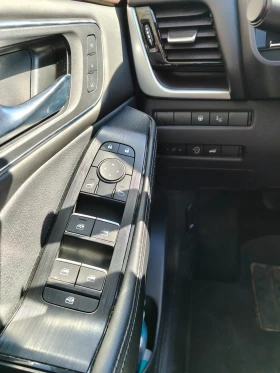 Nissan Rogue Platinum AWD, снимка 17