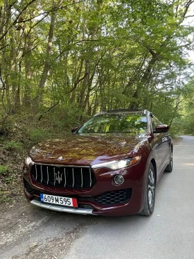     Maserati Levante 3.0 V6 SQ4 Luxury Burgundy