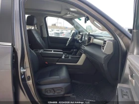 Toyota Tundra CREWMAX LIMITED | ПАНОРАМА | KEYLESS |  - 28000 € / 54763.24 лв. - 74649239 5