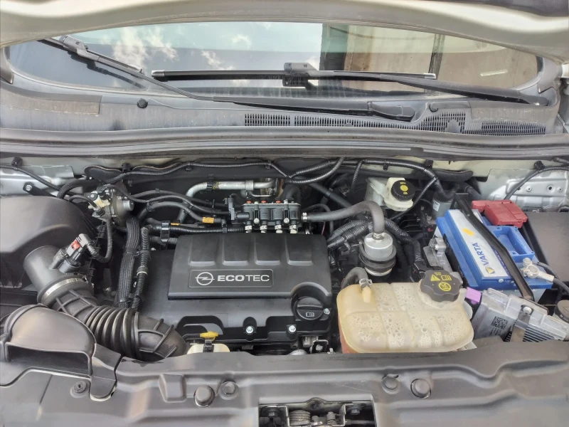 Opel Mokka 1.4 Т Фабрична газ, снимка 13 - Автомобили и джипове - 51605264