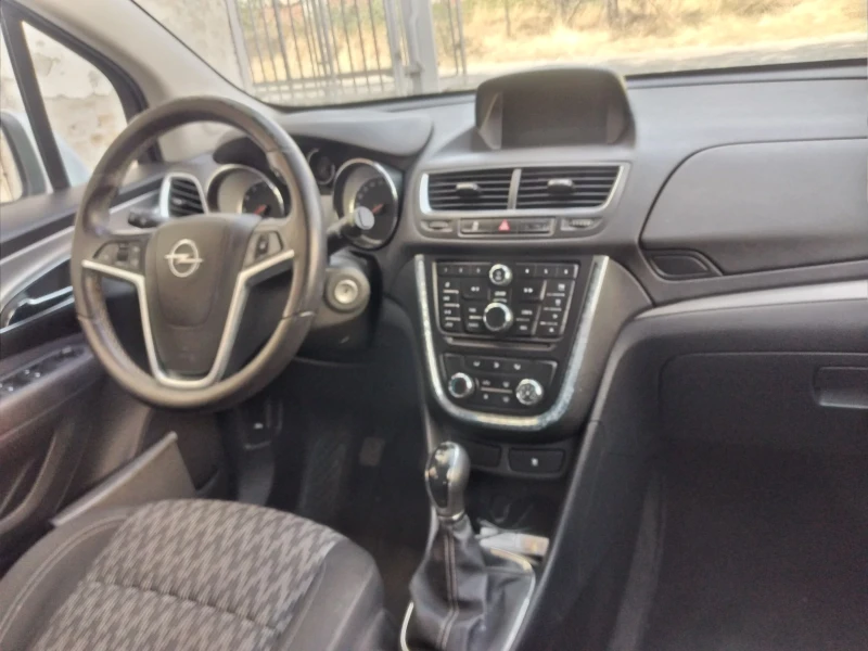 Opel Mokka 1.4 Т Фабрична газ, снимка 12 - Автомобили и джипове - 51605264