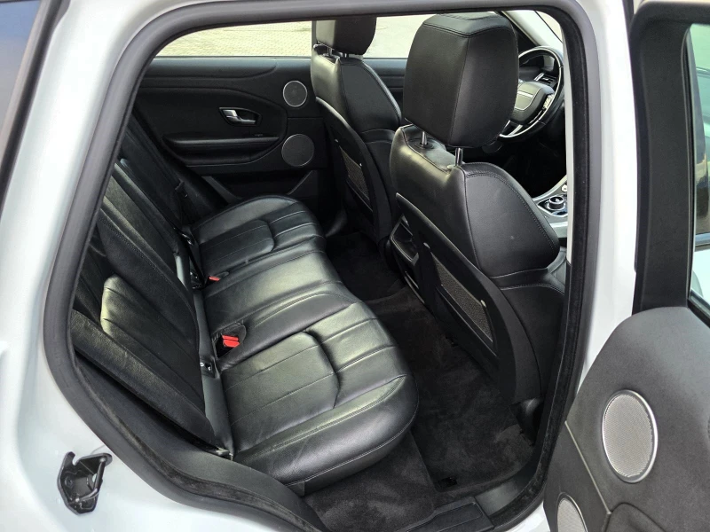 Land Rover Range Rover Evoque 2.0 TD4 HSE DYNAMIC * Facelift* , снимка 11 - Автомобили и джипове - 52573556