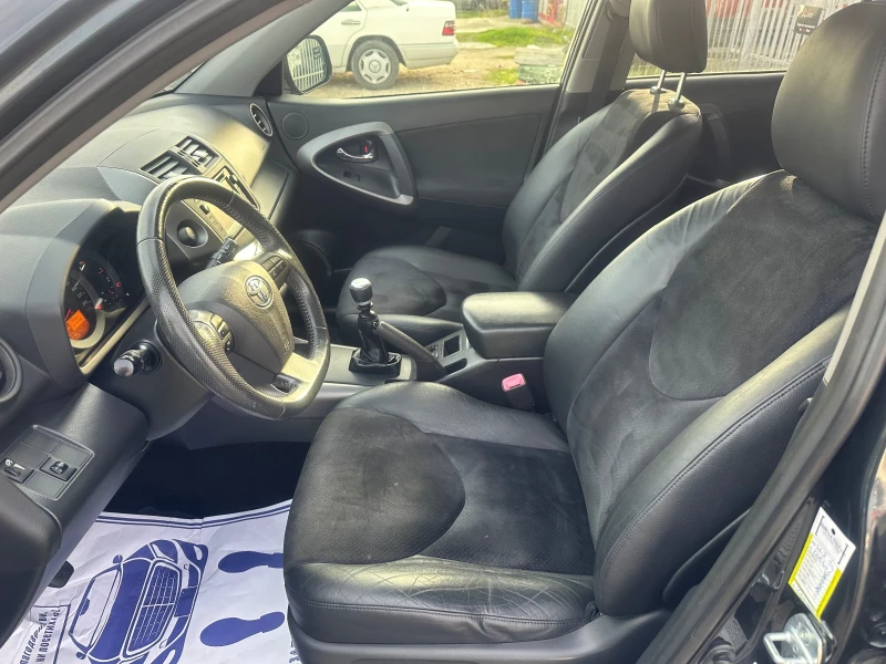 Toyota Rav4 2.2 D4D crossover, снимка 9 - Автомобили и джипове - 53105625