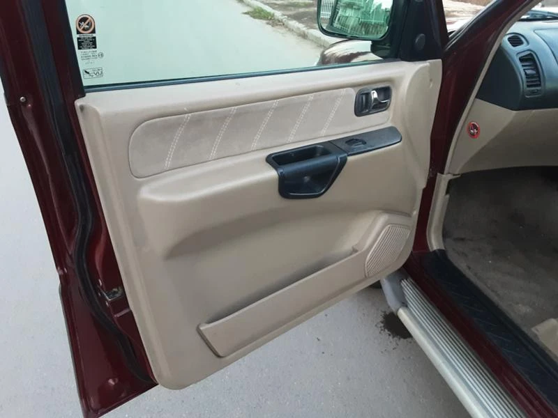 Nissan Terrano 3 dizel, снимка 13 - Автомобили и джипове - 35205004