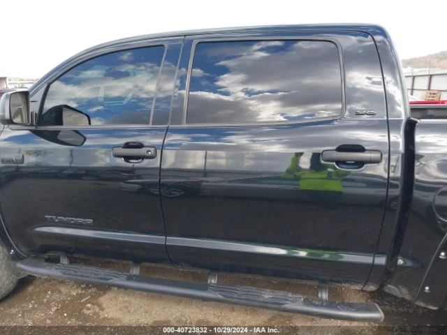 Toyota Tundra SR5 5.7L V8, снимка 14 - Автомобили и джипове - 49261193