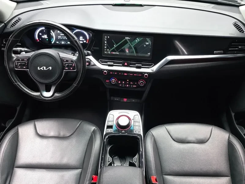 Kia Niro САМО 30% АВАНС, снимка 7 - Автомобили и джипове - 56488941