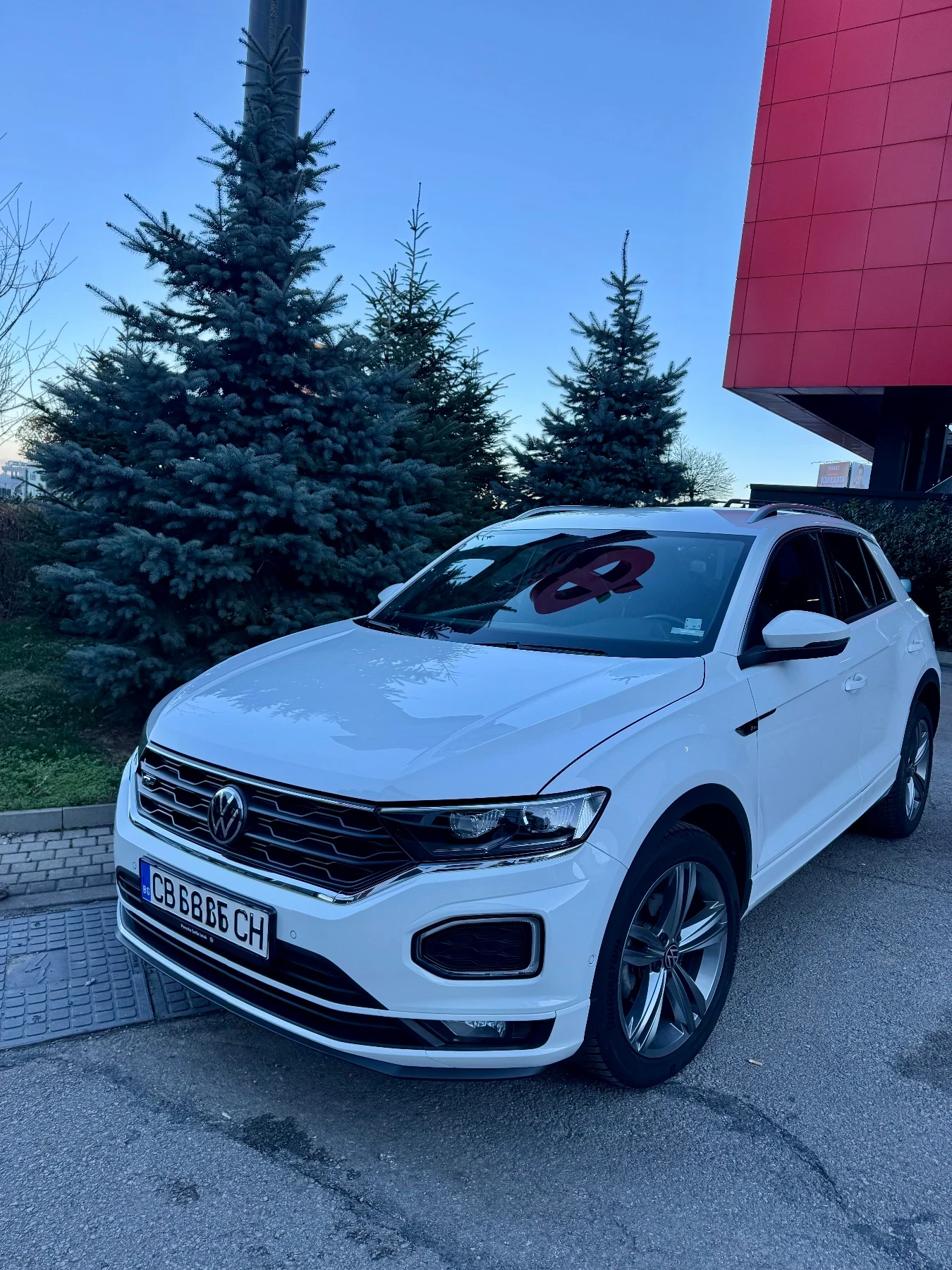 VW T-Roc Sport R-line, снимка 1
