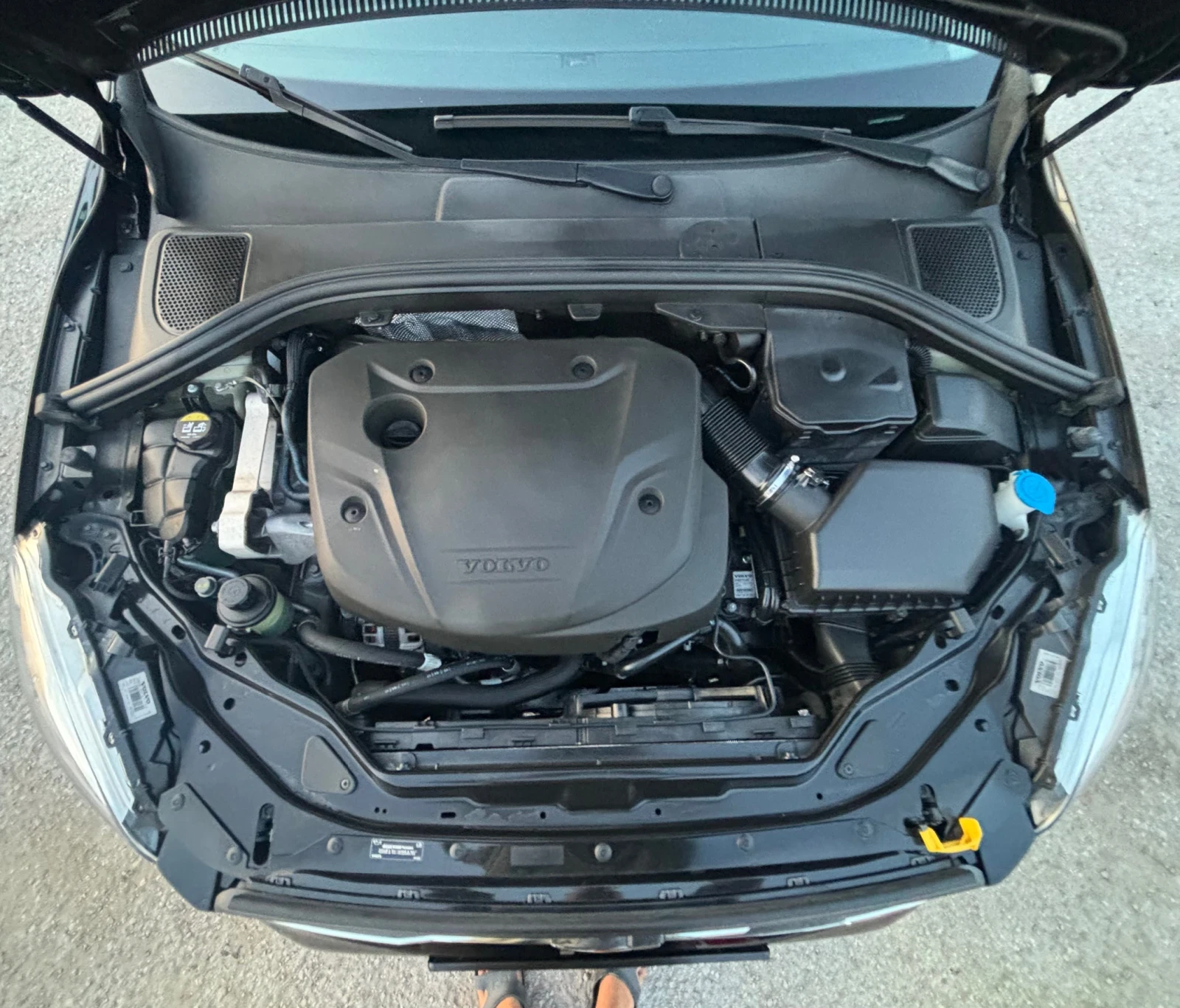 Volvo XC60 2.0D= AVTOMAT= NAVI= DIGITALNO TABLO - изображение 9