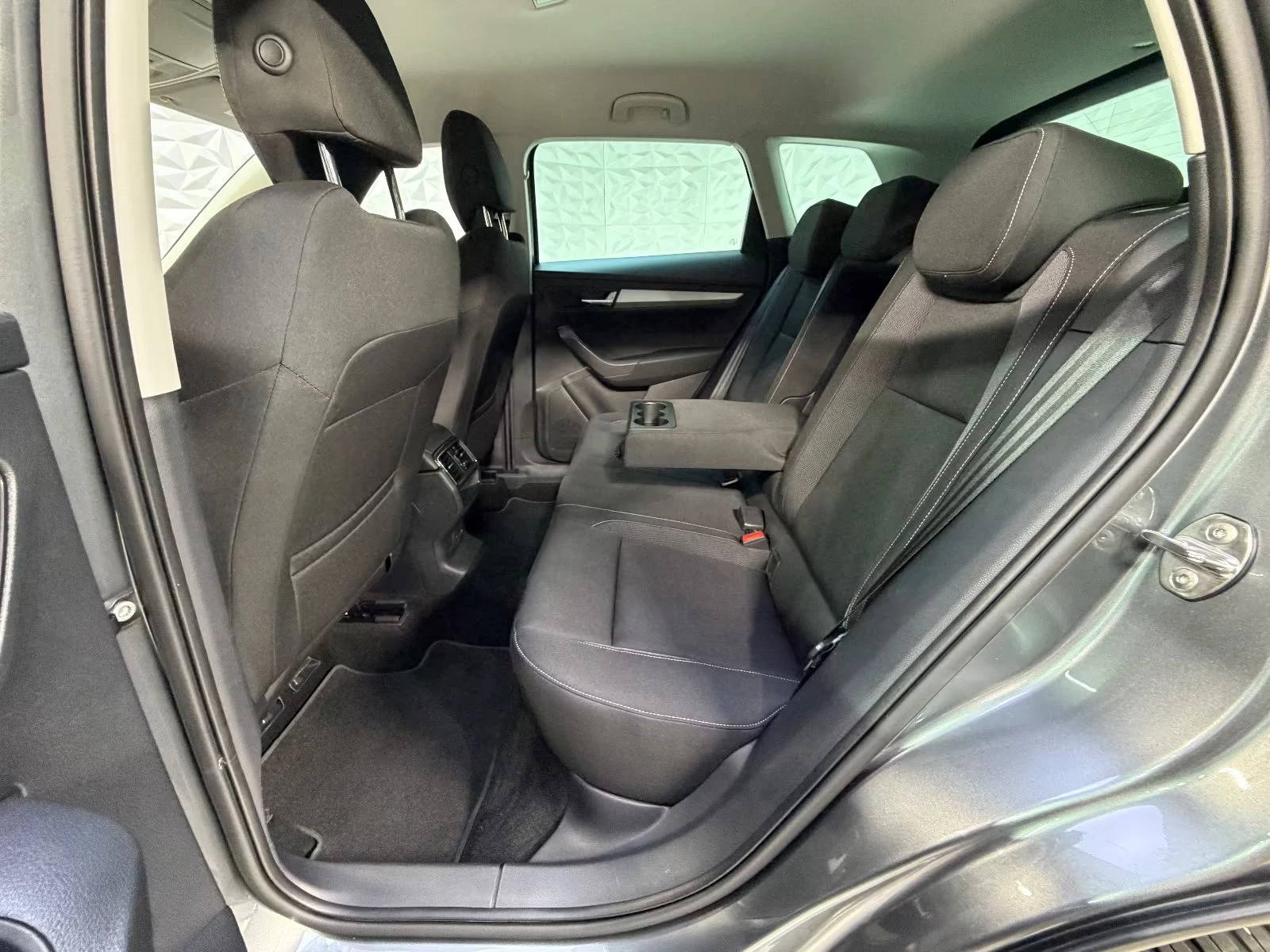 Skoda Karoq 2.0TDI/SCR/116HP/DSG/AMBI/NAVI/LED/ACC/DAB+ /881f | Mobile.bg   16