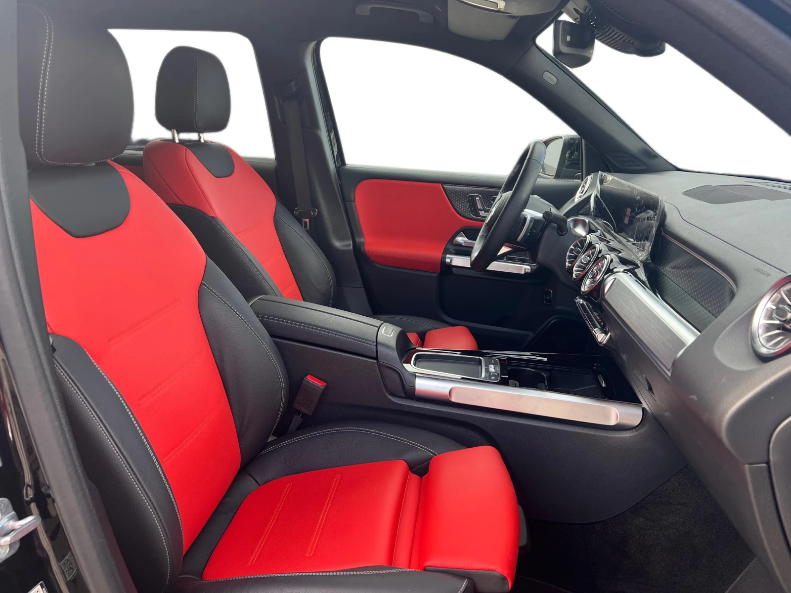 Mercedes-Benz GLB 220 4MATIC 6+ 1 | Mobile.bg � ����������� 11