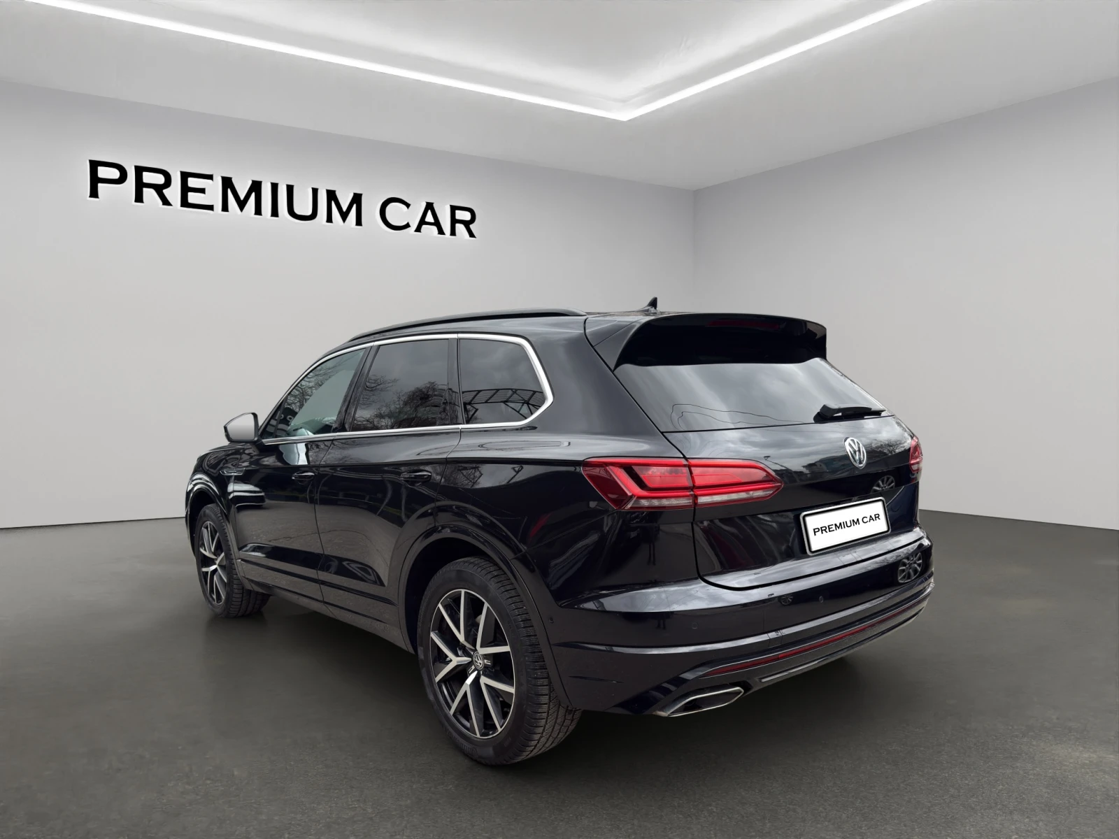 VW Touareg 3.0 TDI R Line - изображение 3