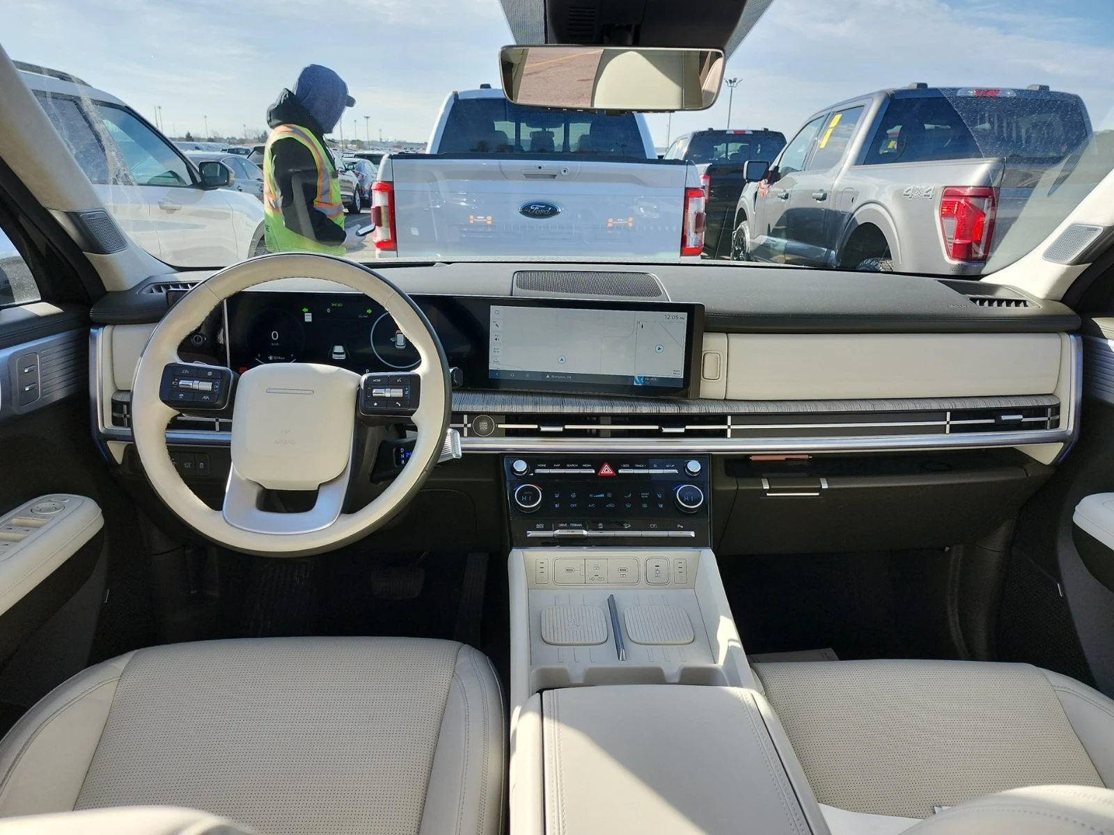 Hyundai Santa fe Ultimate Calligraphy AWD w/Beige Interior - изображение 6