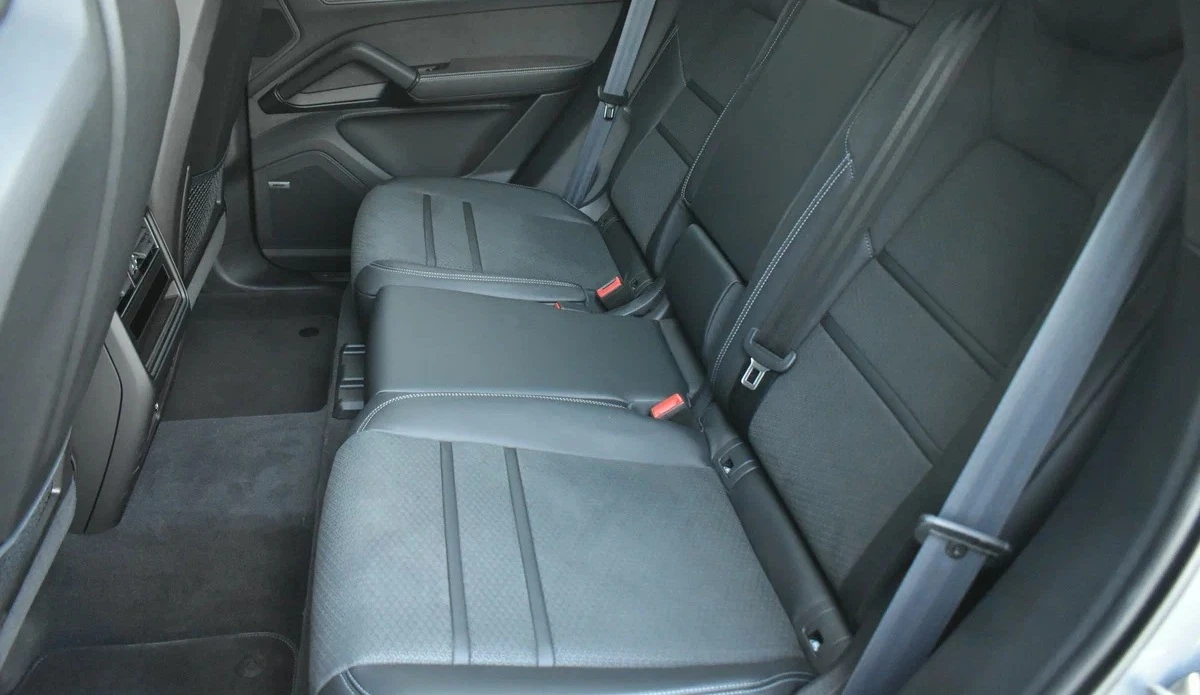 Porsche Cayenne GTS, снимка 15 - Автомобили и джипове - 53894156