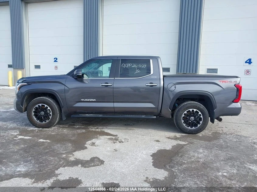 Toyota Tundra CREWMAX LIMITED | ПАНОРАМА | KEYLESS | , снимка 13 - Автомобили и джипове - 54075451