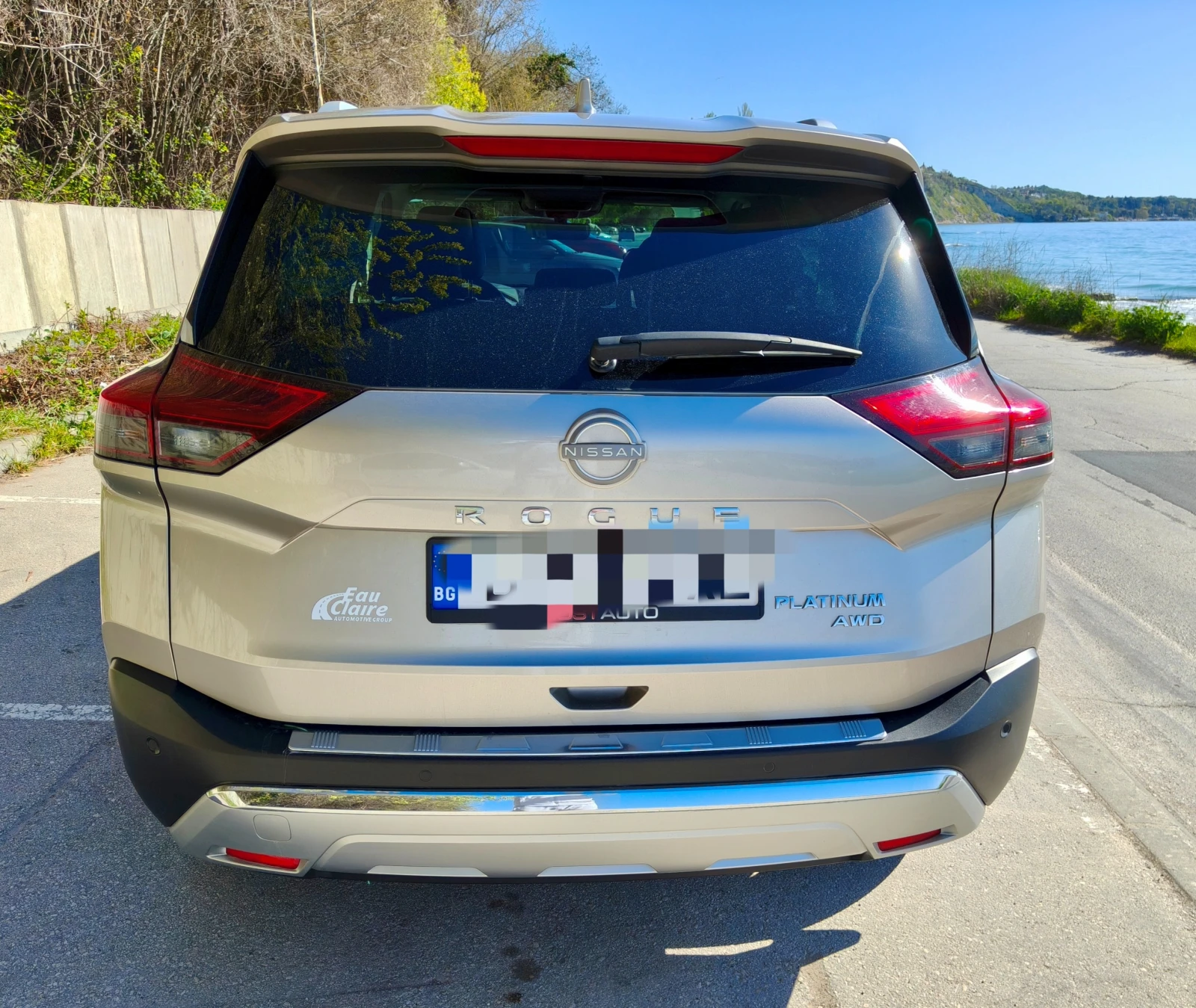 Nissan Rogue Platinum AWD, снимка 5 - Автомобили и джипове - 54359732