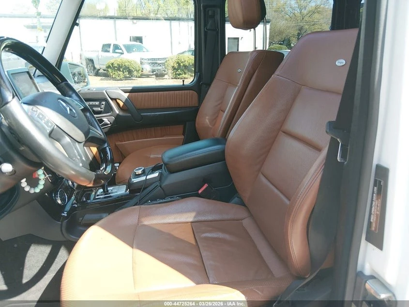 Mercedes-Benz G 550/Keyless/Navi/Камера, снимка 10 - Автомобили и джипове - 54513000