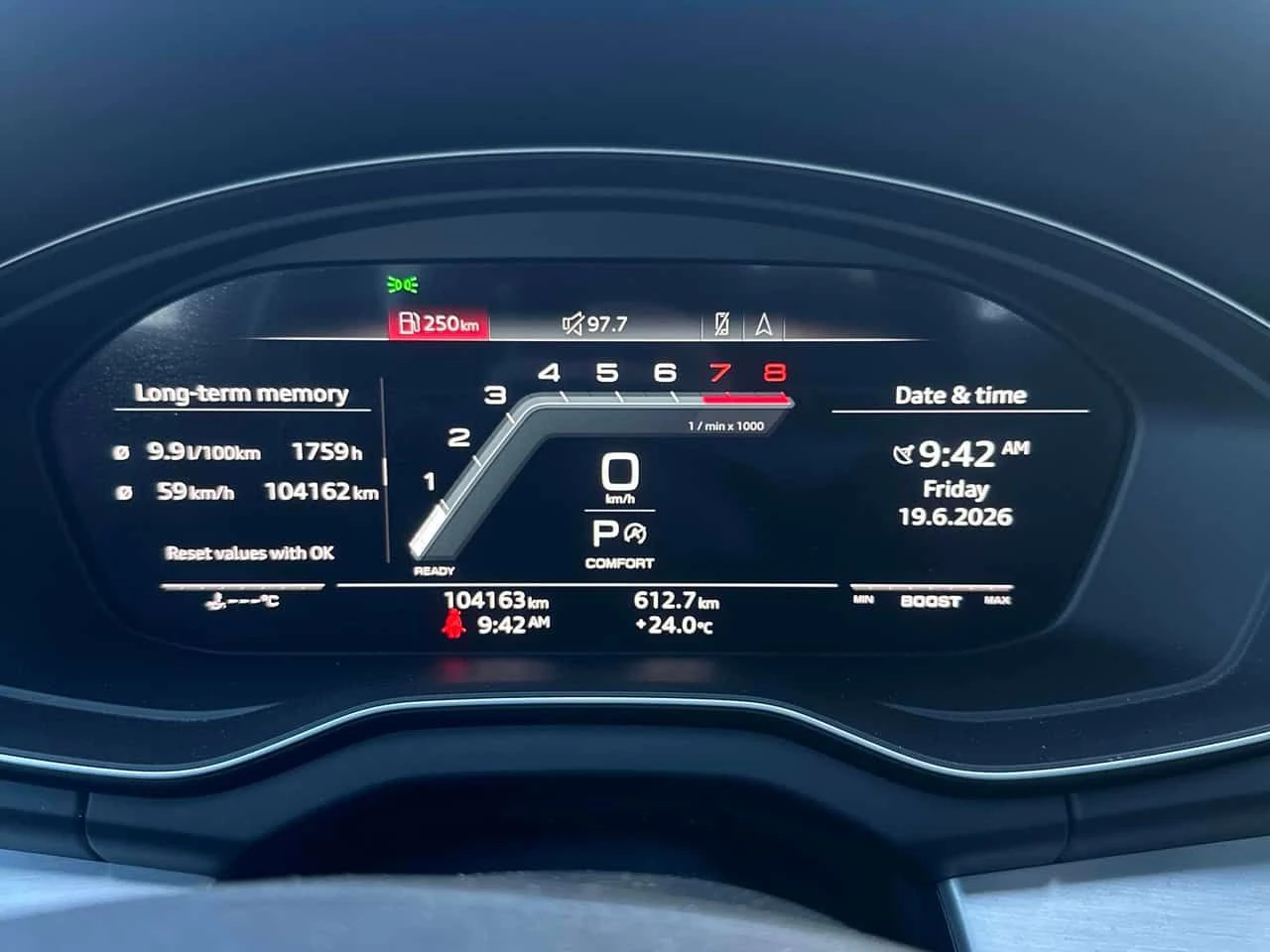 Audi SQ5 Technik / 360 / DIS / MATRIX / B&O , снимка 8 - Автомобили и джипове - 54972236