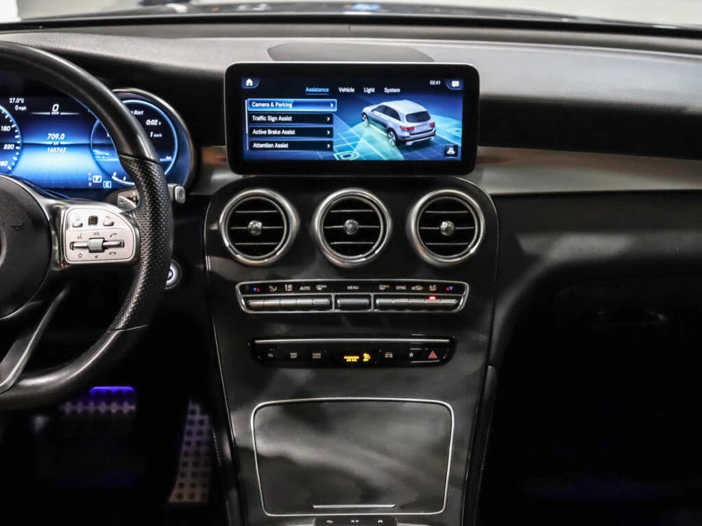 Mercedes-Benz GLC 300 4MATIC* AMG* HUD* ПАНОРАМА* 360 КАМЕРИ* КЕЙЛЕС, снимка 14 - Автомобили и джипове - 55212461