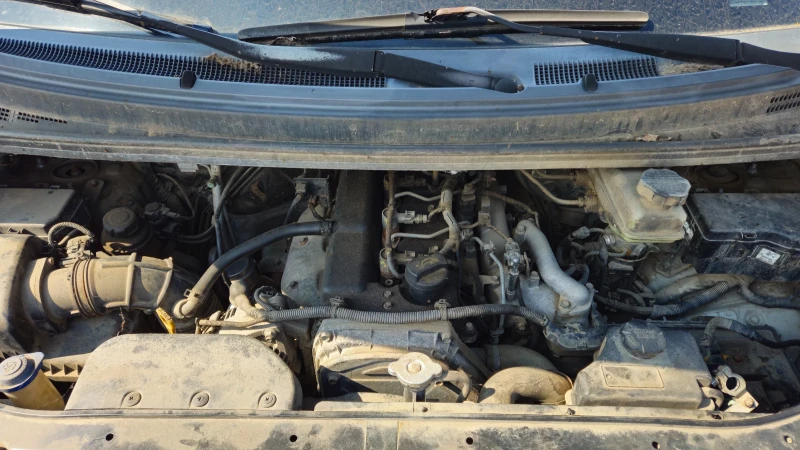 Hyundai H1 2.5crdi/на части , снимка 10 - Бусове и автобуси - 51656783