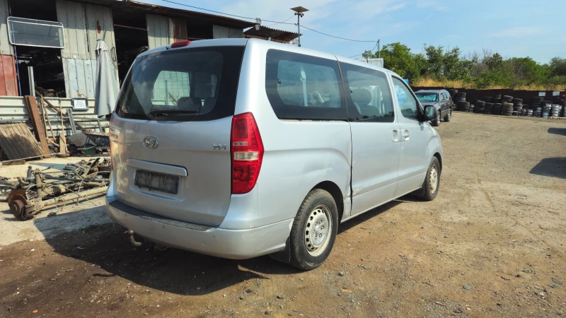 Hyundai H1 2.5crdi/на части , снимка 4 - Бусове и автобуси - 51656783