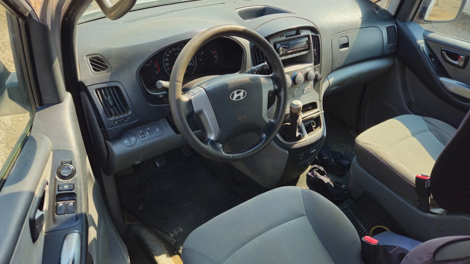 Hyundai H1 2.5crdi/на части  - изображение 9