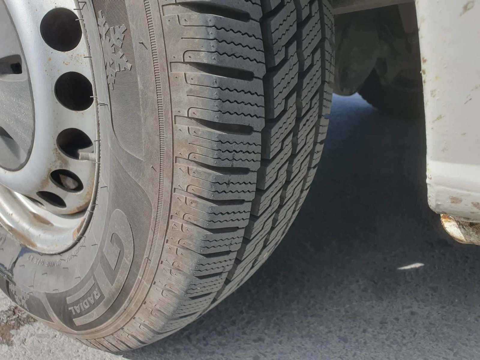 VW Crafter хладилен, снимка 4 - Бусове и автобуси - 54280014