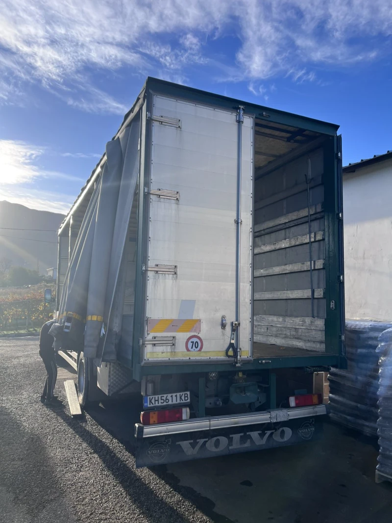 Volvo Fh 10 Топ състояние, снимка 4 - Камиони - 52174636
