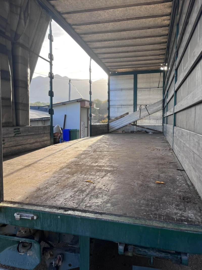 Volvo Fh 10 Топ състояние, снимка 2 - Камиони - 52174636