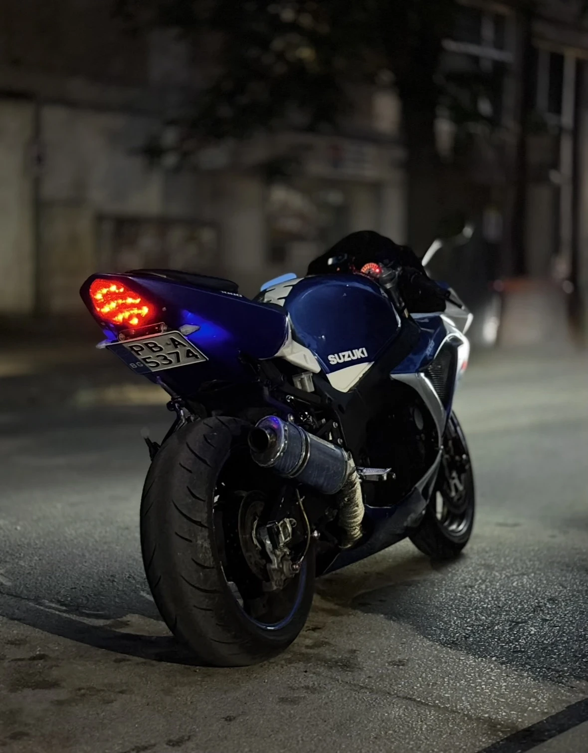 Suzuki Gsxr SRAD 750i - изображение 2