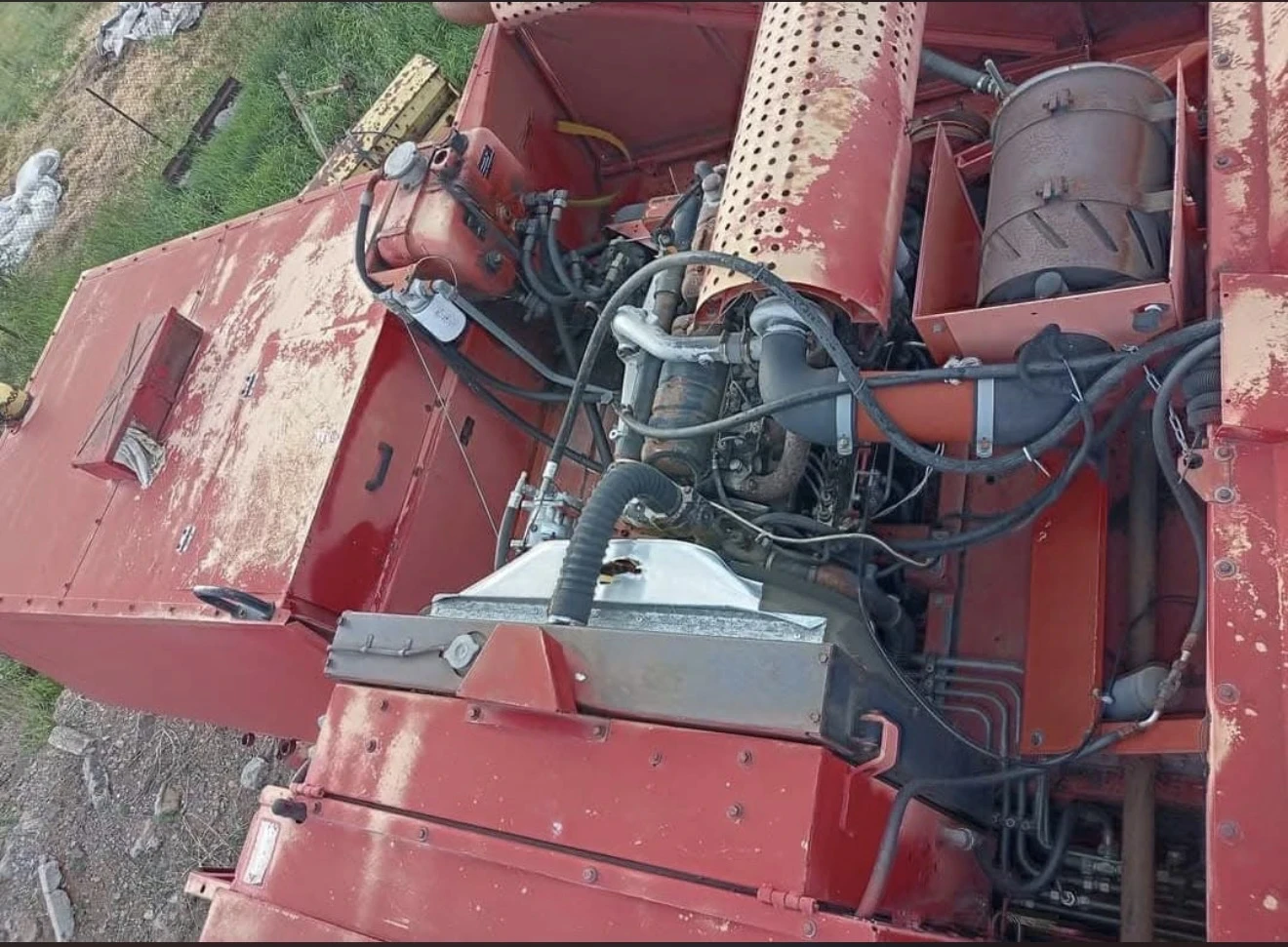 Комбайн Massey Ferguson, снимка 5 - Селскостопанска техника - 55071950