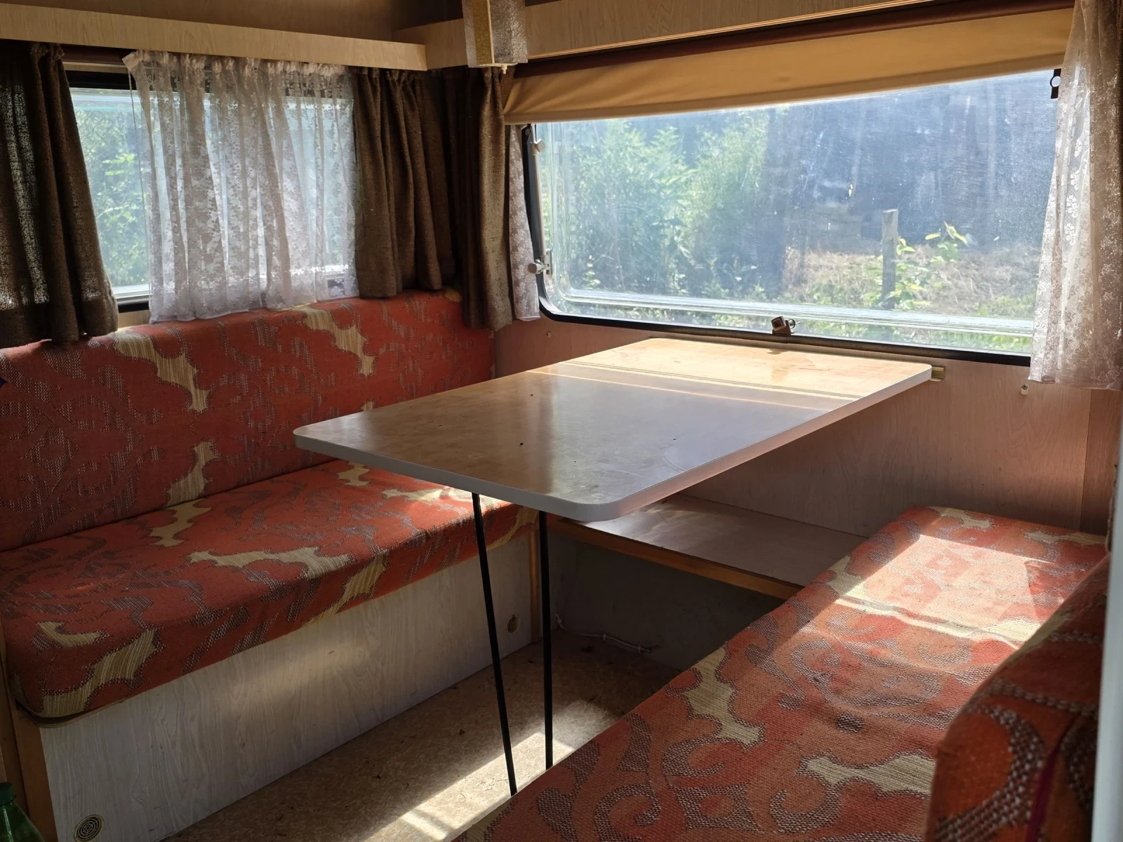 Каравана Knaus Wolf 475, снимка 4 - Каравани и кемпери - 54717598