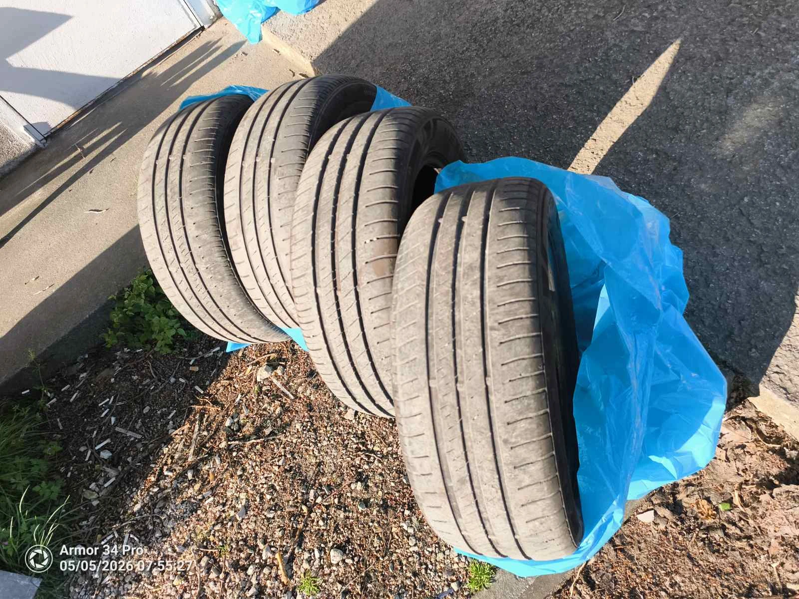 Гуми Летни 205/55R16, снимка 3 - Гуми и джанти - 54422173