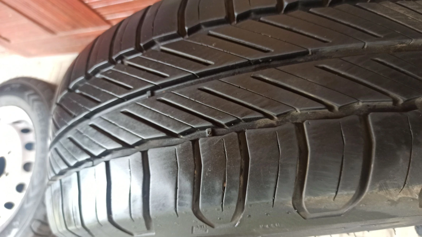 ���� � ������ 225/65R16 �� Renault Master | Mobile.bg � ����������� 4