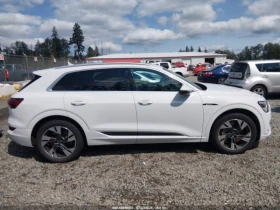 Audi E-Tron Premium Quattro, снимка 9