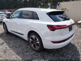 Audi E-Tron Premium Quattro, снимка 3