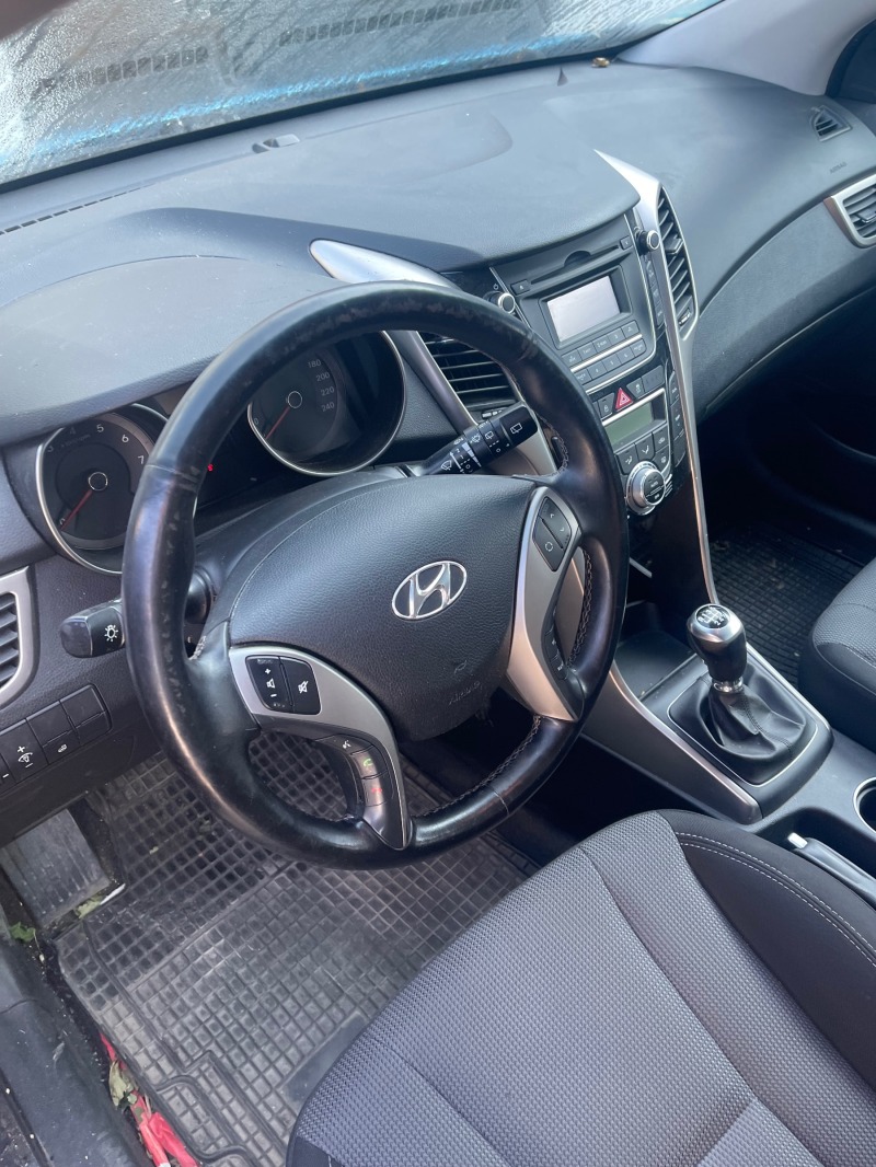 Hyundai I30 1.4, снимка 6 - Автомобили и джипове - 42040940