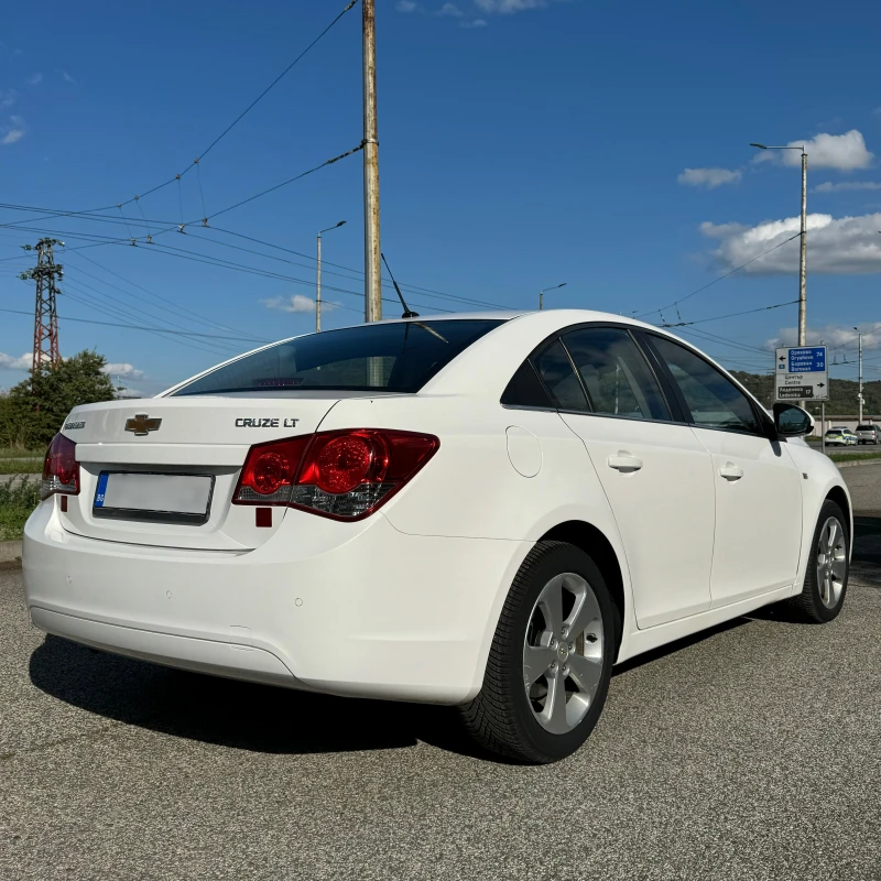 Chevrolet Cruze, снимка 6 - Автомобили и джипове - 47558537