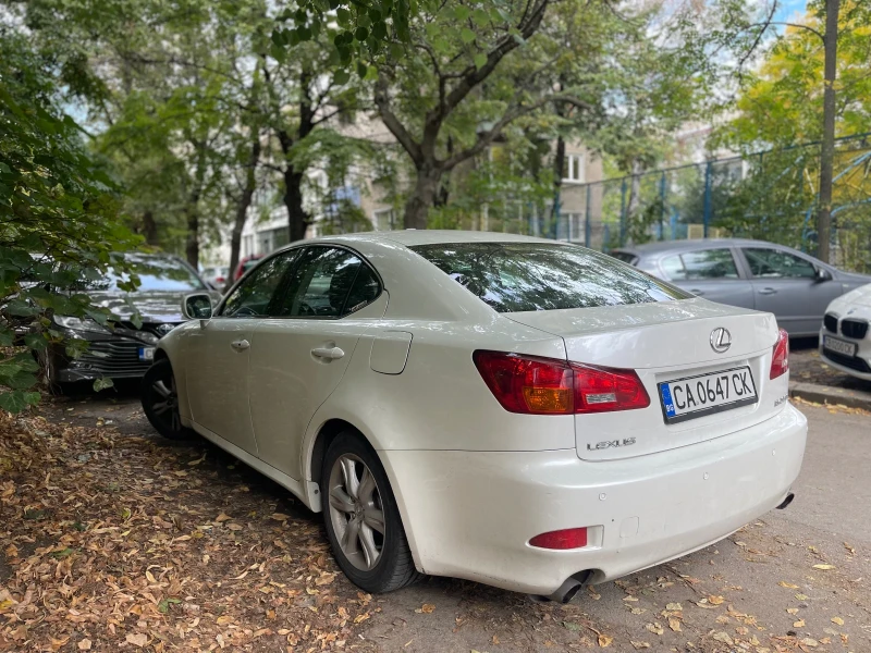 Lexus IS 250, снимка 4 - Автомобили и джипове - 47696763